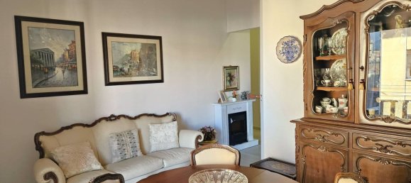 6 bedrooms Apartment in Genoa, Italy No. 379602 7