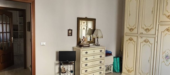 6 bedrooms Apartment in Genoa, Italy No. 379602 16