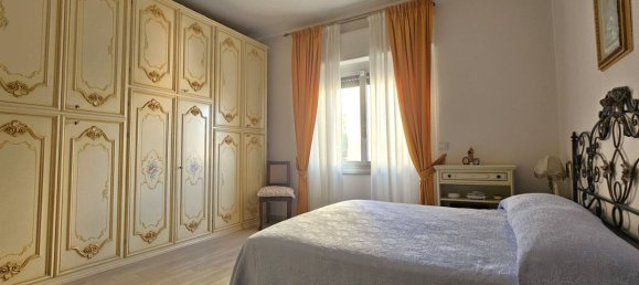 6 bedrooms Apartment in Genoa, Italy No. 379602 15