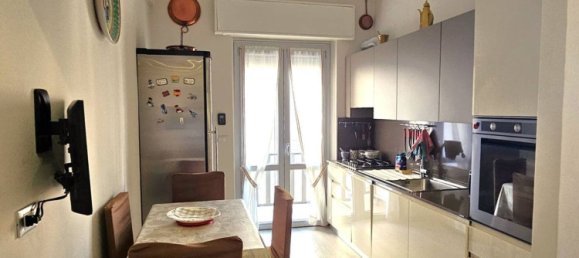 6 bedrooms Apartment in Genoa, Italy No. 379602 11