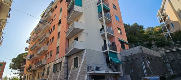 6 bedrooms Apartment in Genoa, Italy No. 379602 3