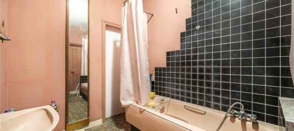 4 bedrooms House in London, United Kingdom No. 12156 8