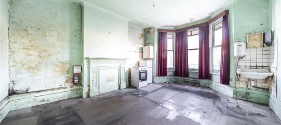 4 bedrooms House in London, United Kingdom No. 12156 12