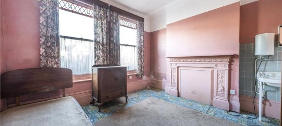 4 bedrooms House in London, United Kingdom No. 12156 6