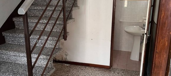 4 rooms House in Adria, Italy No. 257065 6