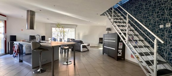 5 bedrooms House in Gevrey-Chambertin, France No. 272741 2