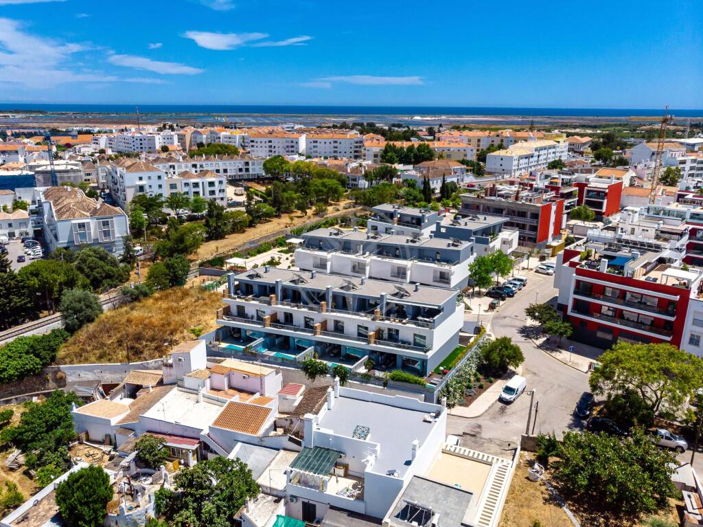 4 bedrooms Villa in Tavira, Portugal No. 303027