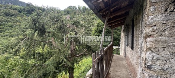 Casa de 3 habitaciónes en Tavernola Bergamasca, Italy No. 258113 10