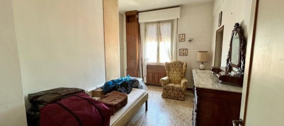 5 bedrooms Penthouse in Empoli, Italy No. 337023 4