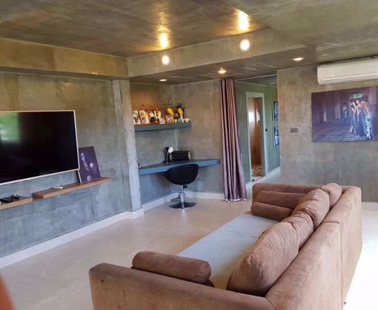 Café/restaurante de 5 dormitorios en Bang Lamung, Thailand No. 1841