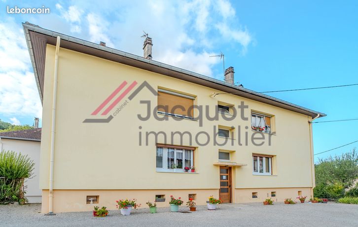 2 bedrooms Apartment in Lons-le-Saunier, France No. 315840