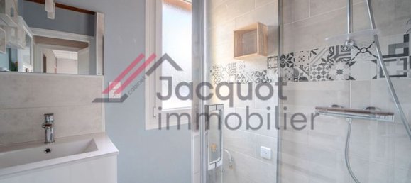 2 bedrooms Apartment in Lons-le-Saunier, France No. 315840 7