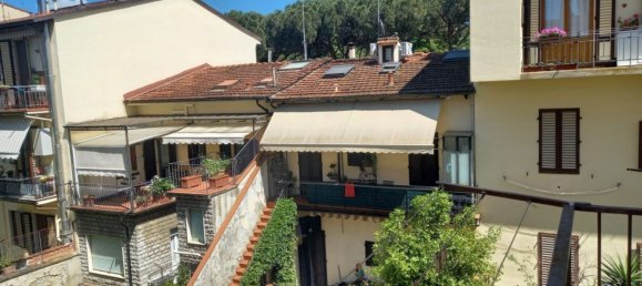 2 rooms Apartment in Florence, Italy No. 266006 16
