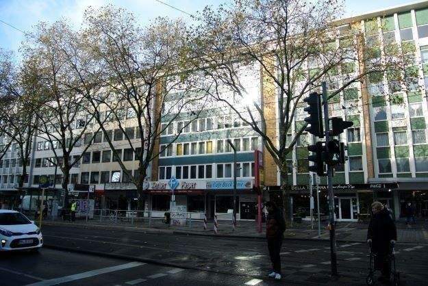 29 rooms Building in Mulheim an der Ruhr, Germany No. 303766