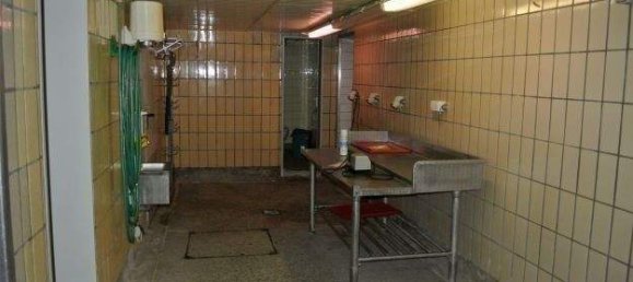 29 rooms Building in Mulheim an der Ruhr, Germany No. 303766 15