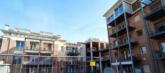 2غرفة شقة في Luino, Italy رقم 183578 2