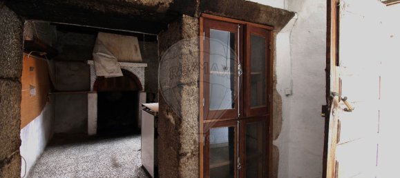 4 bedrooms House in Sernancelhe, Portugal No. 163934 10