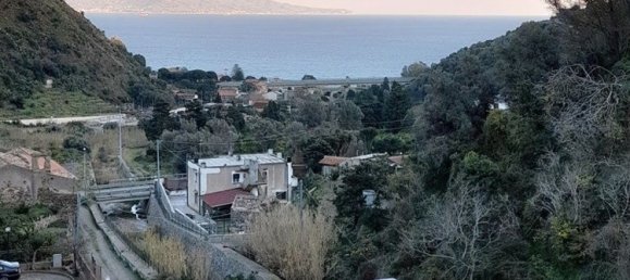 4-Zimmer Wohnung in Messina, Italy, Nr. 51841 20