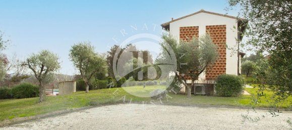 6 bedrooms Villa in Palaia, Italy No. 54576 2