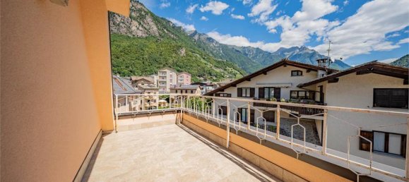 2 bedrooms Penthouse in Chiavenna, Italy No. 297178 39