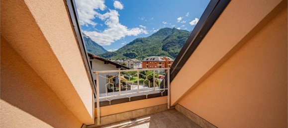 2 bedrooms Penthouse in Chiavenna, Italy No. 297178 23