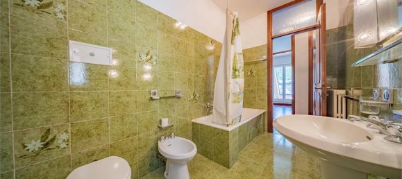 2 bedrooms Penthouse in Chiavenna, Italy No. 297178 34