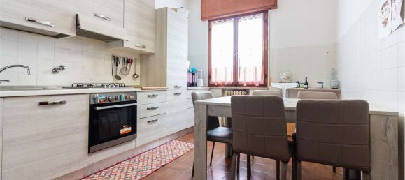 5 bedrooms Apartment in Cattolica, Italy No. 365059 3