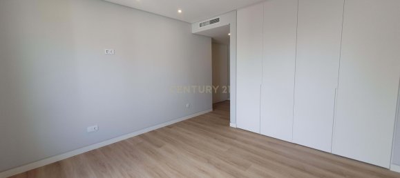 3 غرف نوم منزل ذو طابقين في Cascais, Portugal رقم 133127 32