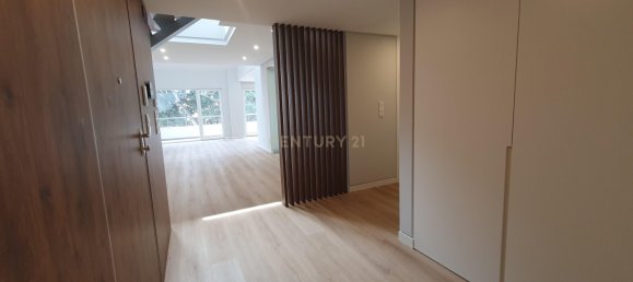 3 غرف نوم منزل ذو طابقين في Cascais, Portugal رقم 133127 5