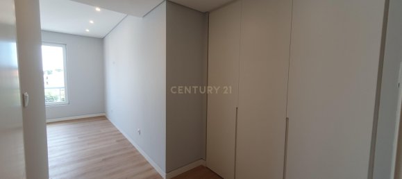 3 غرف نوم منزل ذو طابقين في Cascais, Portugal رقم 133127 30