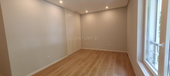 3 غرف نوم منزل ذو طابقين في Cascais, Portugal رقم 133127 23