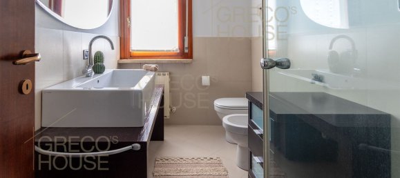 4-Zimmer Doppelhaus in Busto Arsizio, Italy, Nr. 138022 25