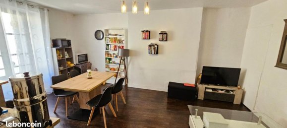 3 bedrooms Building in Poitiers, France No. 296913 3