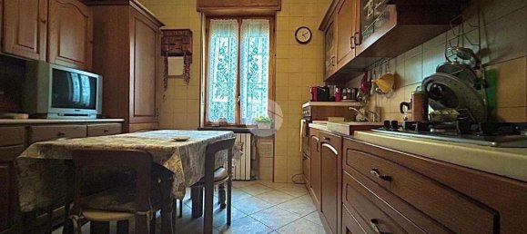 Apartamento de 4 divisões em Turin, Italy N.º 230954 3