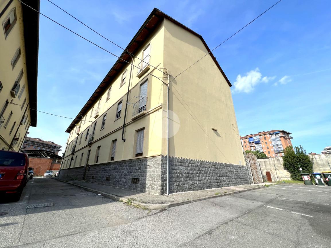 Apartamento de 4 divisões em Turin, Italy N.º 230954