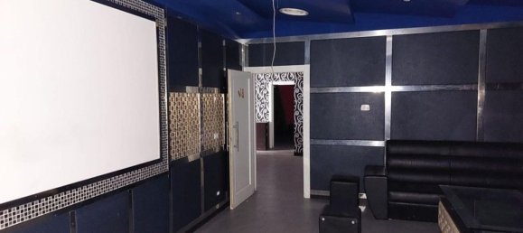 204m² Commercial property in Castel Maggiore, Italy No. 375079 5