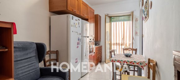 3 rooms Apartment in Turin, Italy No. 315868 5