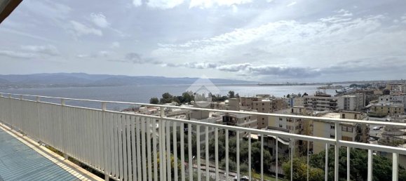 6 rooms Apartment in Messina, Italy No. 9187 38