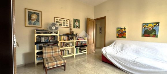 6 rooms Apartment in Messina, Italy No. 9187 84