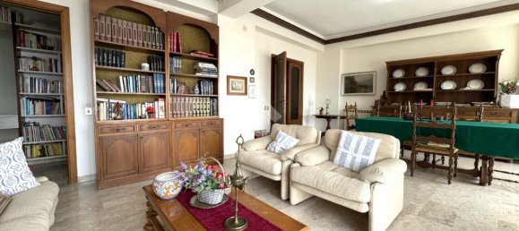 6 rooms Apartment in Messina, Italy No. 9187 13