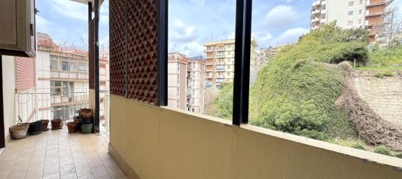 6 rooms Apartment in Messina, Italy No. 9187 58