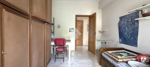 6 rooms Apartment in Messina, Italy No. 9187 88