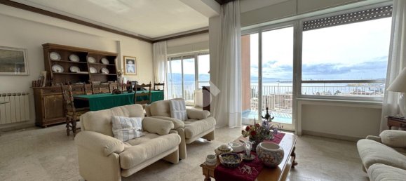 6 rooms Apartment in Messina, Italy No. 9187 9