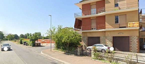 4 bedrooms Apartment in Marsciano, Italy No. 333314 9