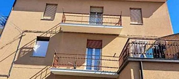 4 bedrooms Apartment in Marsciano, Italy No. 333314 17