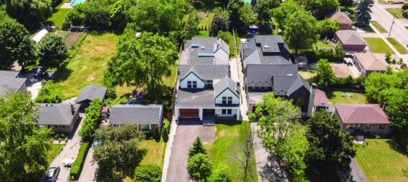 5 bedrooms House in Oakville, Canada No. 893 6