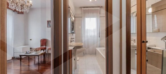 3 rooms Penthouse in Monza, Italy No. 32881 19