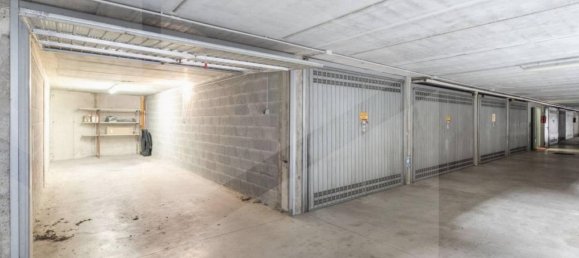 3 rooms Penthouse in Monza, Italy No. 32881 28