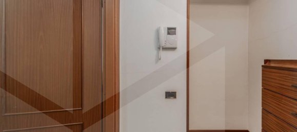 3 rooms Penthouse in Monza, Italy No. 32881 35