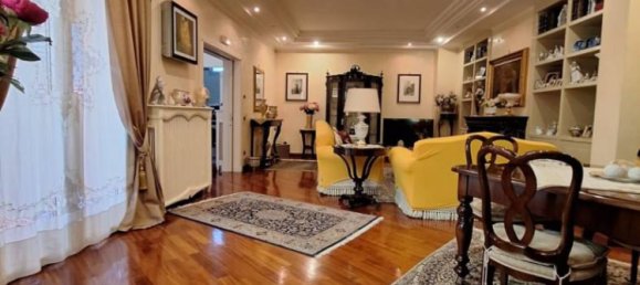 Edificio en Frattamaggiore, Italy 366 m² No. 315827 9